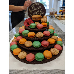 Pièce montée chocolat et macarons