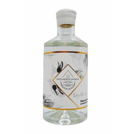 Eau-de-vie de poivre Eau-de-vie de poivre