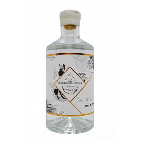 Eau-de-vie de marc de Pineau d'Aunis Eau-de-vie de marc de Pineau d'Aunis