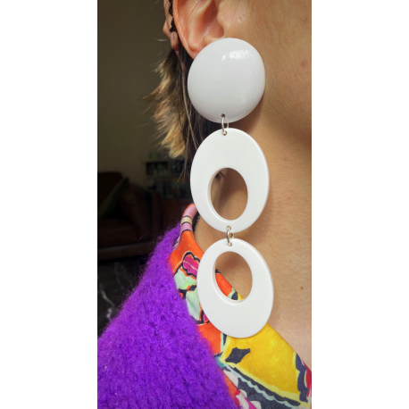 Boucles d'oreilles clips "Francine BRAMLI" blanc Boucles d'oreilles clips "Francine BRAMLI" blanc