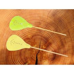 Tapette à mouches verte pâle et jaune