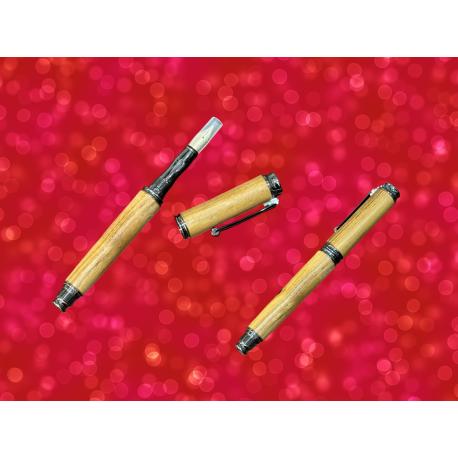 Stylo plume en bois